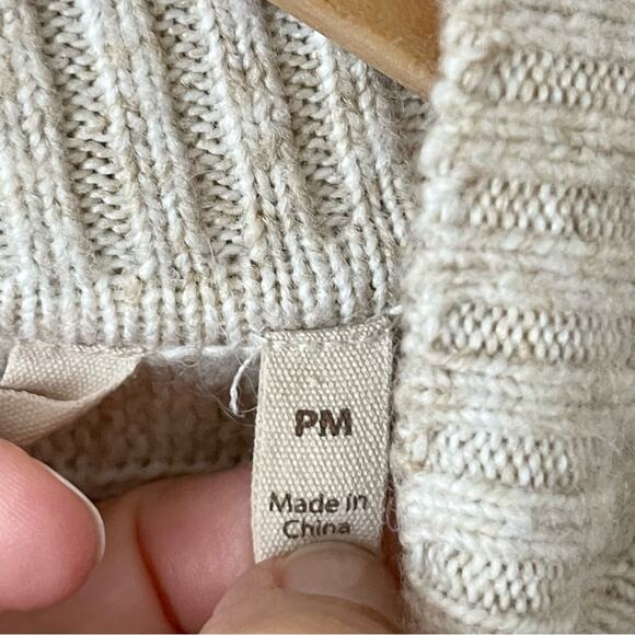 Soft Surroundings Cable Knit Sweater Pullover Wool Blend Woman size M Pettit - Picture 5 of 8